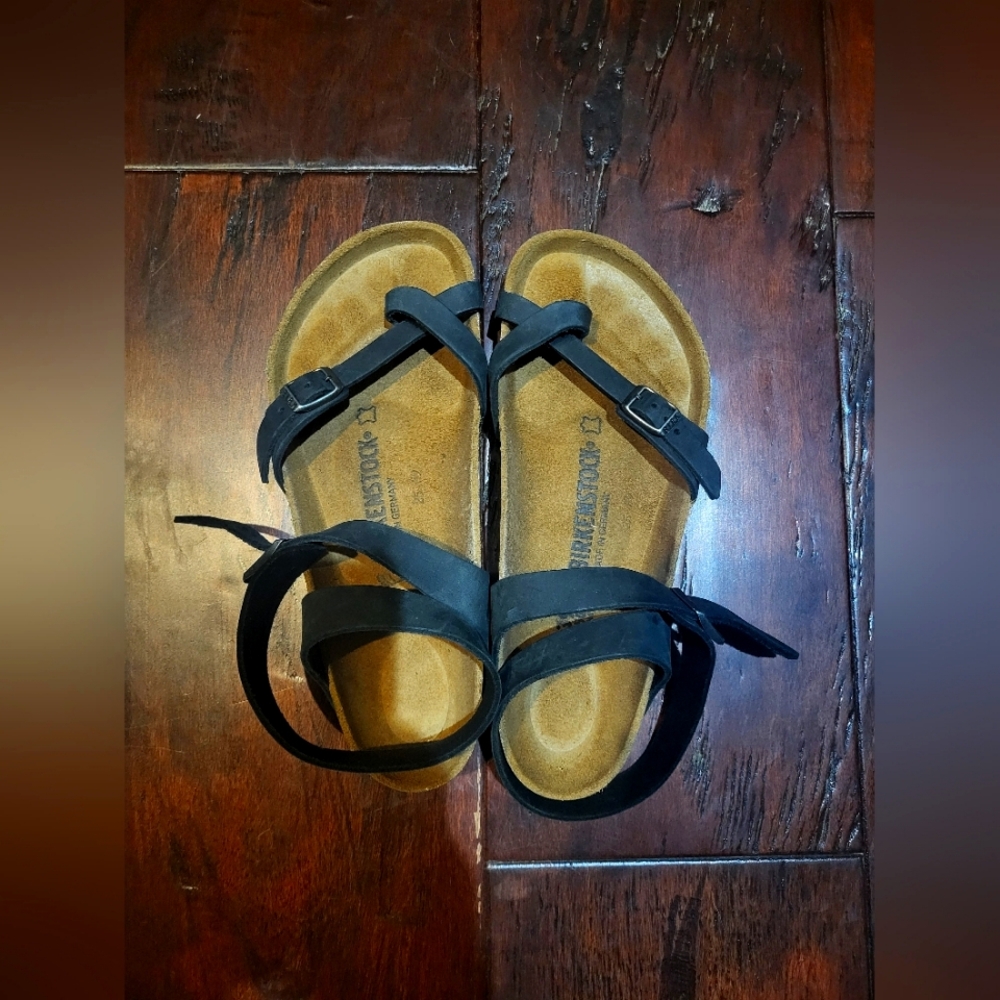 Birkenstock Mayari w/ ankle strap